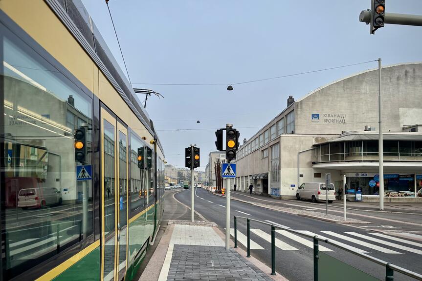 Raitiovaunu Mannerheimintiellä.