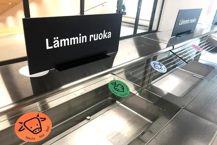 Palvelukeskus Helsinki käyttää ruokalinjastoissa sisältöä selittäviä kuvakkeita tekstin tukena. 