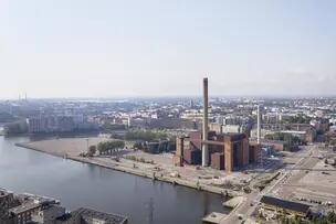 Ilmakuva Hanasaaren voimalaitosalueesta.